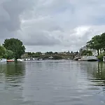 アパート Quai De Versailles *
