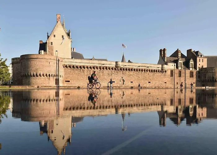 Quai De Versailles דירה